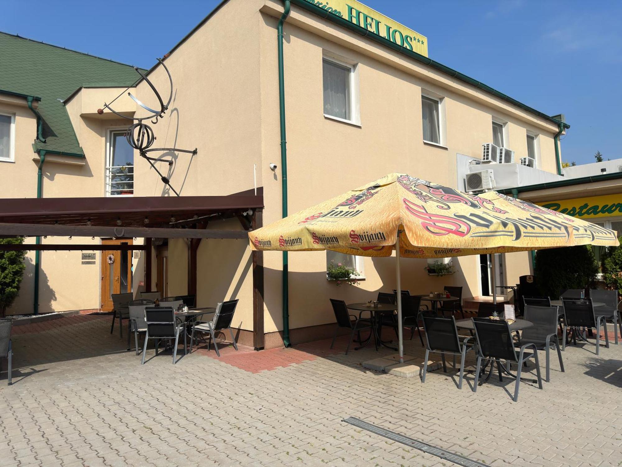 Penzion Helios Bratislava Ngoại thất bức ảnh
